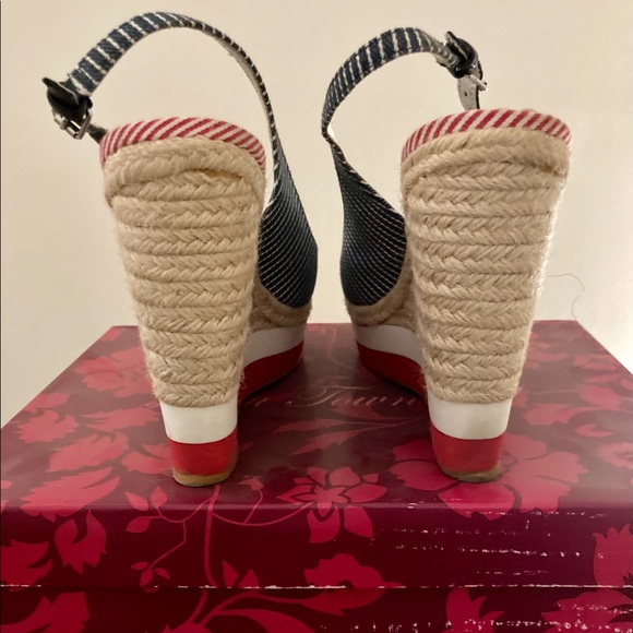 Lulu Townsend - Women’s Wedges. Size 10 - Picture 4 of 6